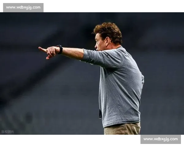 斯卢茨基致歉失利：最后 7 场死磕争冠